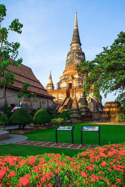 tour-listing-details-slide