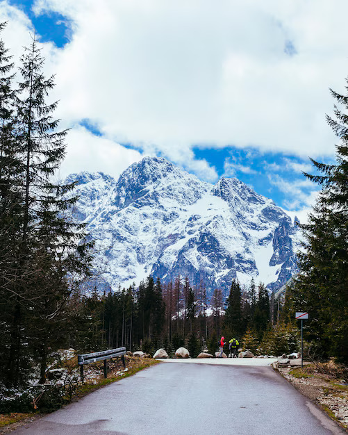 tour-listing-details-slide