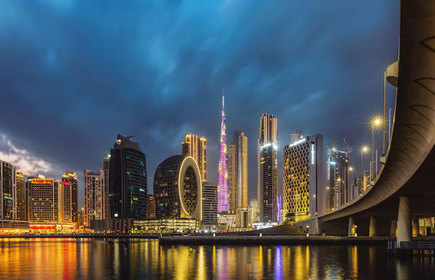 tour-listing-details-slide