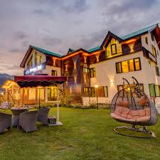 Hotel Divine Inn