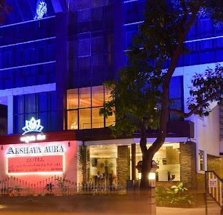 Hotel Akshay Aura