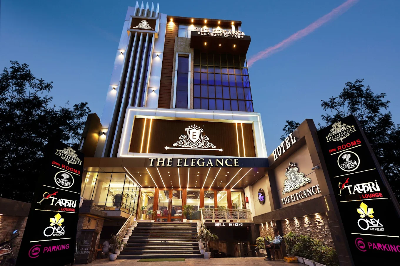 The Elegance Hotel - Varanasi