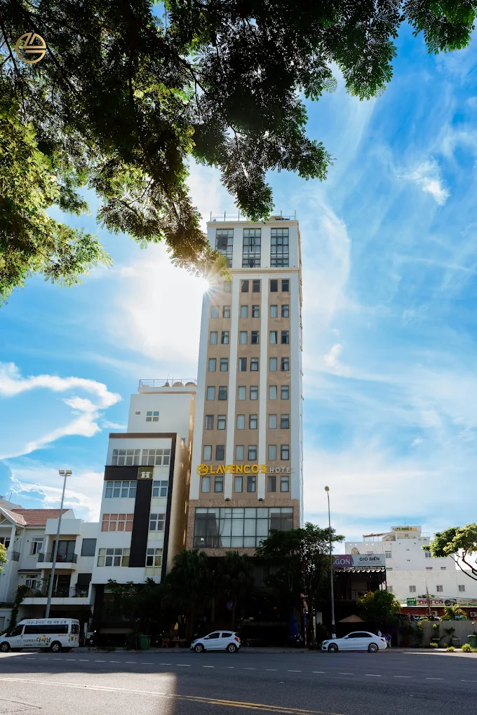 Lavencos Hotel