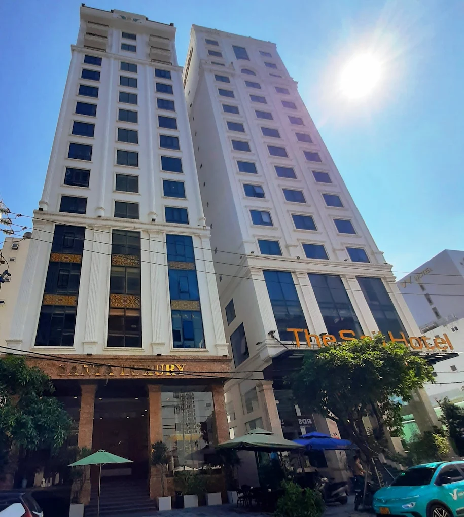 santa luxury hotel