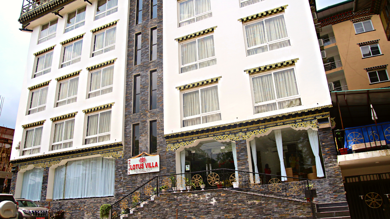 Hotel Lotus Villa